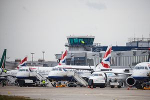 Canadian pension fund sells stakes in UK airports 